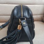 BOLSA MATELASSÊ EM V COM BOLSO EXTERNO Couro Legítimo