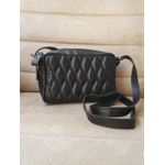 Bolsa Matelassê com alça de couro