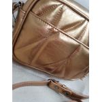 Bolsa com bolso frontal com detalhes Couro Legitimo