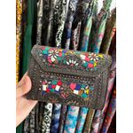 Bolsas em metal e Pedras Naturais 