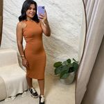 vestido Mid marrom