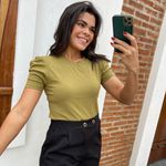 Blusa manga princesa verde oliva
