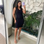 Vestido gola v preto