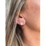Brinco zirconia coração