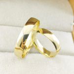 Alianças Em Ouro 18k Dinamarca 4mm Polida Meia Cana