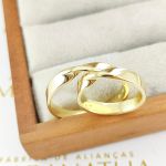 Alianças Em Ouro 18k Dominica 4mm Polida Reta