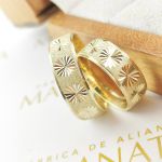 Alianças Em Ouro 18k Samoa 6mm Diamantadeira e Fosco Diamantado Meia Cana