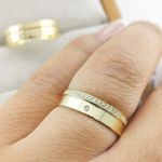 Alianças Em Ouro Modelo Timbu 5mm Polida Reta