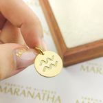 Pingente De Signo Aquário Em Ouro 18k