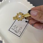 presilha flor pérola