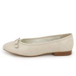 Sapatilha Clara Bico Fino Off White