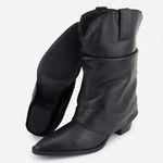 Bota Em Couro Bico Fino Natália Preto 