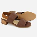 Sandália Salto Baixo Couro Calce Fácil Celina Camel Cedro