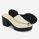 Tamanco Feminino Tratorada Couro Calce Fácil Darlene Off White