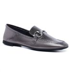 Mocassim Feminino Boston Comfort em Couro Metalizado Carbono