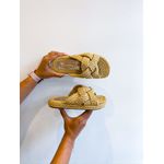 Flat Naomi DOURADO