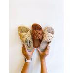Flat Naomi DOURADO