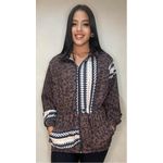 Jaqueta Parka Estampa Animal Print- Marrom