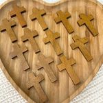 Entremeios Cruz Madeira - 5 Unidades - 2,5X4cm , 2X3cm e 1,5X2cm