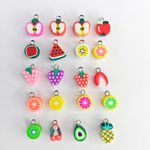 PINGENTE FRUTAS 10MM EMBORRACHADO - 7 Unidades Sortidas