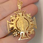 Pingente São Bento Cruz Malta Médio Ouro 18K