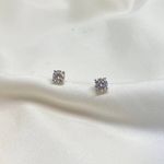 Brinco em Prata 925 Solitário com Pedra de Moissanite 1,0ct