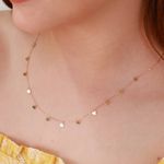 Gargantilha em Ouro 18K Pequenos Corações Pendentes 