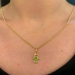 Pingente Ouro 18K Filho Menino Com Coração de Peridoto