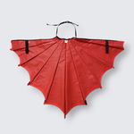Asa Morcego Preto e Vermelho