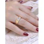 Anel bold de base reta com pedra