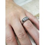 Anel bold de base reta com pedra prata