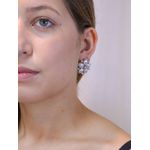 Brinco flor de pérolas