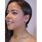 Brinco triângulo vazado