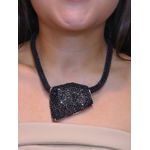 Colar brilhante com pingente