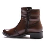 Bota Molly Feminina Melissa Cano Curto com Detalhes Metálicos Café