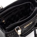 Bolsa em Material Tecnológico Preto Tote Bia