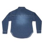 Camisa Jeans com Borboleta em Broche