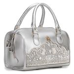 Bolsa Baú em Couro Prata com Bordado Prata Vilma