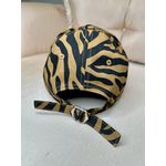 Boné Zebra Bege C/ Pedras na Aba