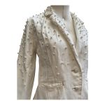 Blazer Off White Com Bordado de Pérolas