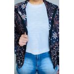 CORTA VENTO ESTAMPADO - SEM CAPUZ - TOM ESCURO - FLORAL 