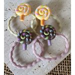 KIT COM 4 ELÁSTICOS PARA CABELO - TEMA PIRULITO - TONS DE MARROM E AMARELO 