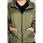 CORTA VENTO LISO - SEM CAPUZ - COR VERDE MILITAR 