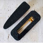 PRESILHAS - KIT COM 2 UN. PRETO COM BRILHO 