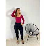 BODY MANGA COMPRIDA CANELADO MARSALA
