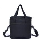 Bolsa Térmica Compacta – Ideal para Lazer, Trabalho e Viagens Preto