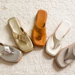 Chinelo Plataforma Carvalho