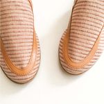Mule Rafia Caramelo