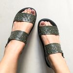 Sandália Confort Tiras Verde Musgo