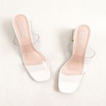 Sandália Mule Vinil Salto Bloco Isis Off White